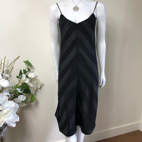 Kendall & Kylie slip dress - Picture 1 of 8